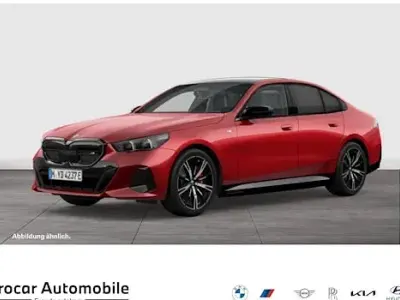 Usado BMW i5 M Sport 442 kW (601 HP) 2025 Vermelho Sedan