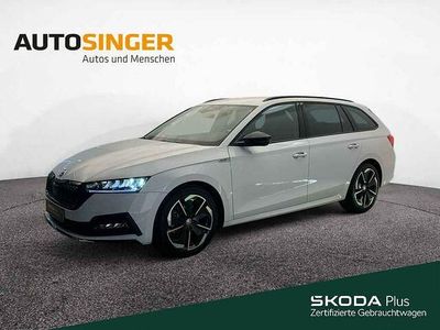 Moonweiss metallic Gebraucht 2024 Skoda Octavia SportLine Kombi | 32.880 € (Guter Preis)