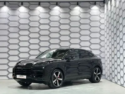 Nuova Porsche Cayenne GTS Sport 500 CV (367 kW) 2025 Nero SUV