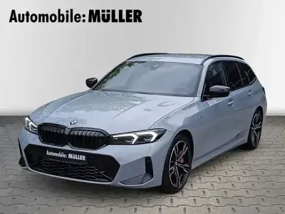 Gebraucht BMW 320 M Sport 184 PS (135 kW) 2023 Grau Kombi