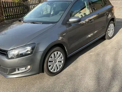 Gebraucht VW Polo Life 90 PS (66 kW) 2013 Grau Kleinwagen