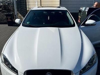Gebraucht Jaguar XF S 275 PS (202 kW) 2013 Weiß Limousine