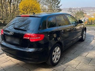 Gebraucht Audi A3 105 PS (77 kW) 2010 Schwarz Kleinwagen