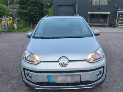 Gebraucht VW cross up! 75 PS (55 kW) 2014 Silber Kleinwagen