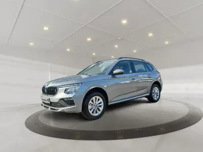 Neu Skoda Kamiq Selection 95 PS (69 kW) 2026 Silber SUV