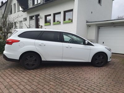 gebraucht Ford Focus 1,0 EcoBoost 92kW Cool & Connect Turni...