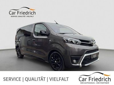 Gebraucht Toyota Proace Verso Design 177 PS (130 kW) 2022 Grau Kombi