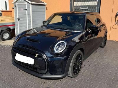Gebraucht Mini Cooper SE 135 kW (184 PS) 2022 Schwarz Kleinwagen