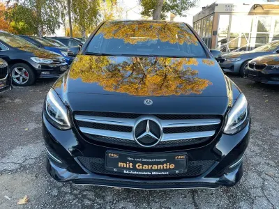 Gebraucht Mercedes B200 Edition 136 PS (100 kW) 2018 Schwarz Kleinwagen