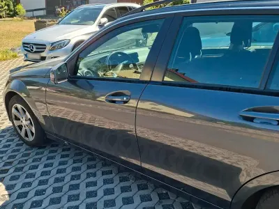 Gebraucht Mercedes C200 184 PS (135 kW) 2013 Grau Kombi