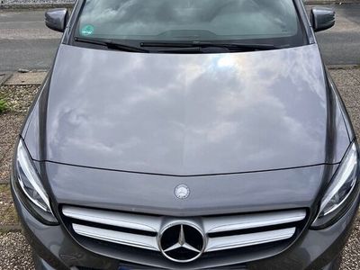 gebraucht Mercedes B200 (CDI) d 4Matic 7G-DCT