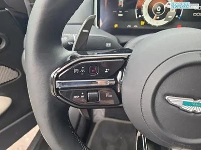 Aston Martin DB12