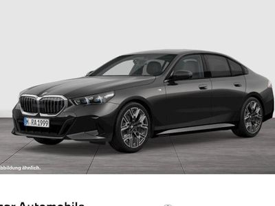 Gebraucht BMW 520 Comfort Edition 208 PS (152 kW) 2025 Grau Limousine
