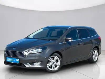 Gebraucht Ford Focus 120 PS (88 kW) 2016 Grau Kombi