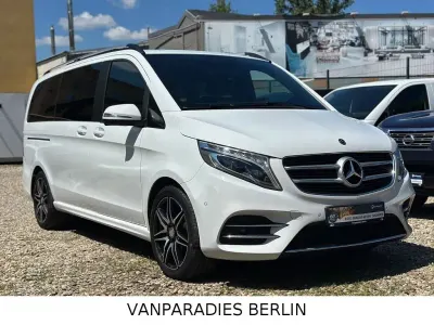 Gebraucht Mercedes V220 AMG line 163 PS (119 kW) 2017 Weiß Van / Kleinbus