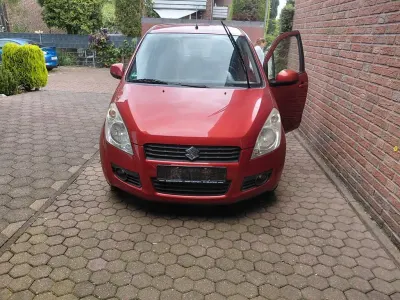 Gebraucht Suzuki Splash 86 PS (63 kW) 2009 Rot Kleinwagen