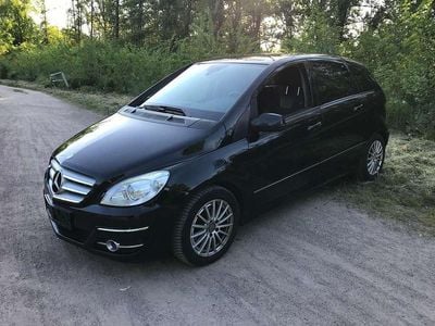 Mercedes B200