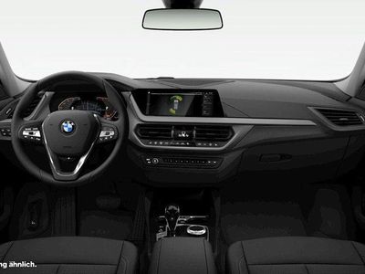 Schwarz Gebraucht 2022 BMW 118 Advantage Kleinwagen | 21.901 € (Fairer Preis)
