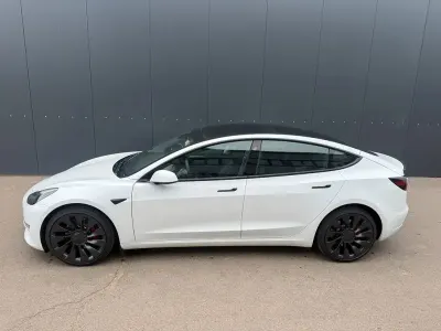 Gebraucht Tesla Model 3 392 kW (534 PS) 2023 Weiß Limousine