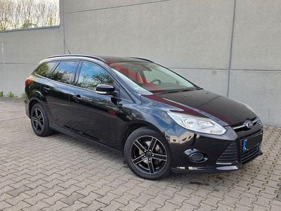 Usata Ford Focus 105 CV (77 kW) 2013 Nero Berlina