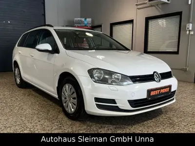 Gebraucht VW Golf VII Trendline 110 PS (80 kW) 2016 Weiß Kombi