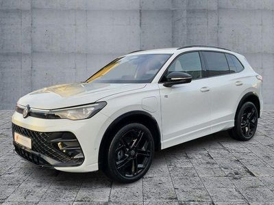 Weiß Neu 2025 VW Tiguan Style SUV | 62.970 €