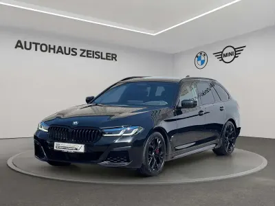 Gebraucht BMW 540 M Sport 340 PS (250 kW) 2023 Saphirschwarz Kombi
