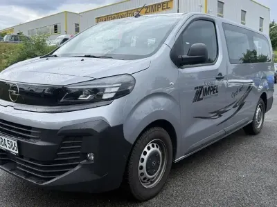 Gebraucht Opel Vivaro-e Combi 144 PS (105 kW) 2025 Grau Van / Kleinbus