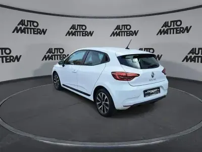 Gebraucht Renault Clio Equilibre 91 PS (66 kW) 2022 Weiß Kleinwagen