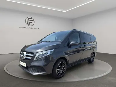 Usata Mercedes V220 Edition 237 CV (174 kW) 2022 Grigio Monovolume
