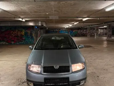 Gebraucht Skoda Fabia 68 PS (50 kW) 2003 Silber Kleinwagen