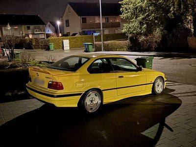 Second-hand BMW 320 M Sport 150 CP (110 kW) 1997 Galben Coupe