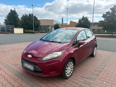 Gebraucht Ford Fiesta 60 PS (44 kW) 2009 Rot Limousine
