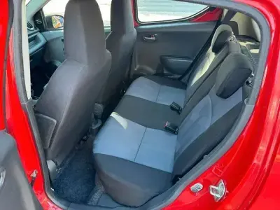 Gebraucht Suzuki Alto Basic 68 PS (50 kW) 2014 Rot Kleinwagen