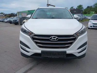 Gebraucht Hyundai Tucson Classic 116 PS (85 kW) 2015 Weiß SUV