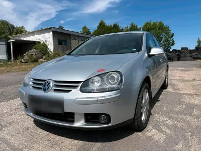 Gebraucht VW Golf V 140 PS (102 kW) 2007 Silber Kleinwagen