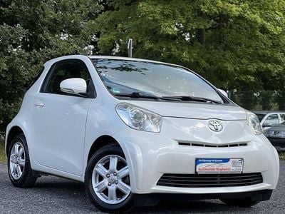 Toyota iQ