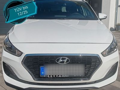 gebraucht Hyundai i30 Kombi Diesel - TÜV bis 12/25
