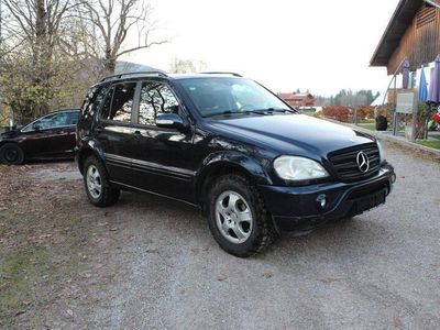Mercedes ML270