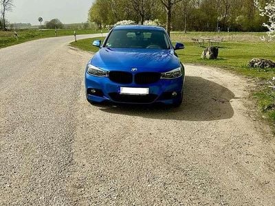 Gebraucht BMW 320 M Sport 190 PS (139 kW) 2017 Blau Kleinwagen