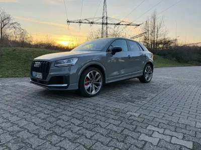 Gebraucht Audi SQ2 Sport 300 PS (220 kW) 2020 Grau SUV