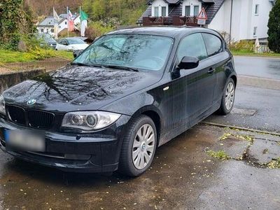 gebraucht BMW 118 d 2011 "TÜV 05/25"