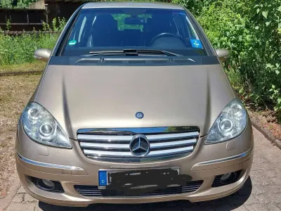 Gebraucht Mercedes A180 Elegance 109 PS (80 kW) 2005 Gold Limousine