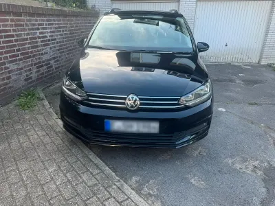 Gebraucht VW Touran 150 PS (110 kW) 2018 Schwarz Van / Kleinbus