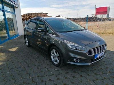 Gebraucht Ford S-MAX Titanium 160 PS (117 kW) 2015 Grau Van / Kleinbus