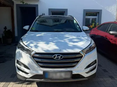 Gebraucht Hyundai Tucson 185 PS (136 kW) 2017 Weiß SUV