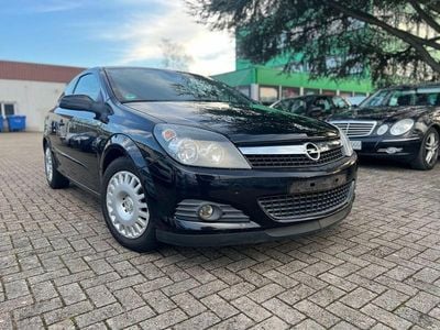 Schwarz Gebraucht 2008 Opel Astra GTC Edition Coupé | 2.350 € (Fairer Preis)