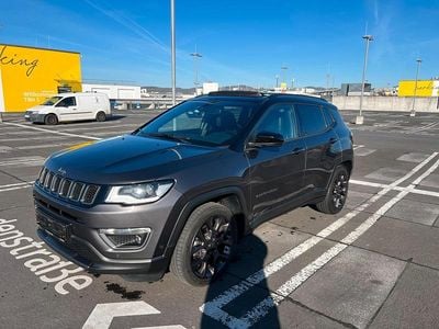Second-hand Jeep Grand Cherokee 150 CP (110 kW) 2021 Gri SUV