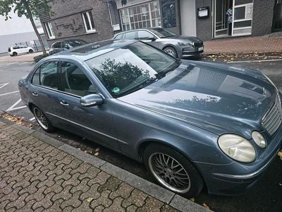 Mercedes E240
