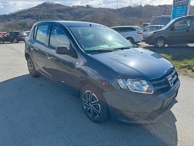 Gebraucht Dacia Sandero 75 PS (55 kW) 2013 Blau Limousine